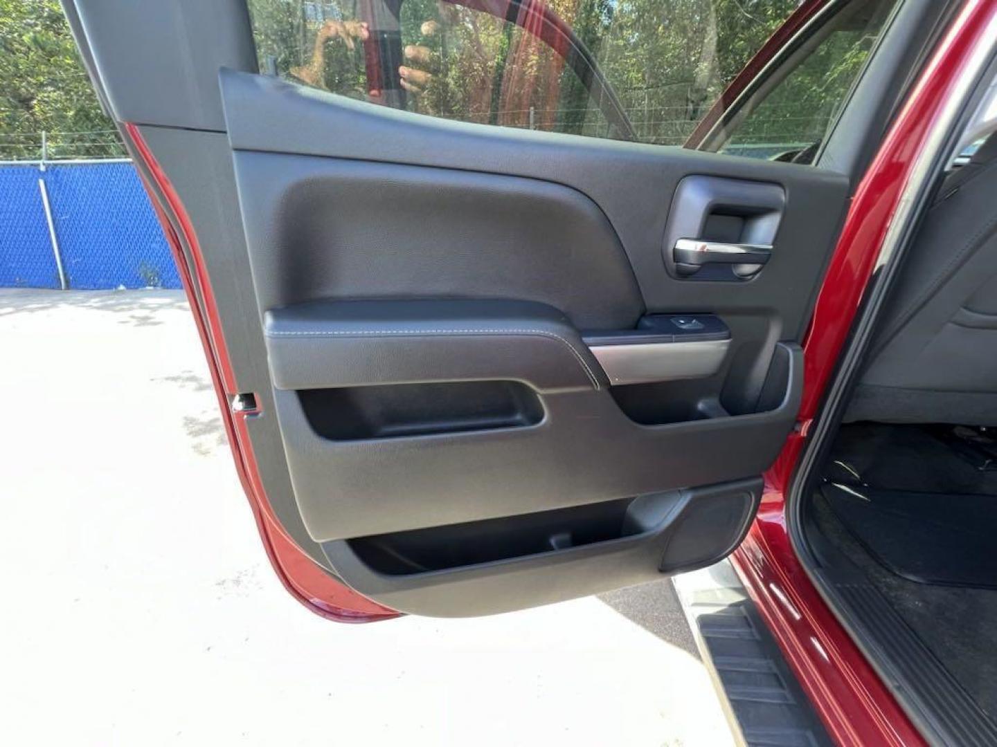 2018 Cajun Red Tintcoat /Black Chevrolet Silverado 1500 LT (3GCPCREC2JG) with an EcoTec3 5.3L V8 engine, Automatic transmission, located at 27610 S Dixie Hwy, Homestead, FL, 33032, (305) 749-2348, 25.510241, -80.438301 - Photo#10