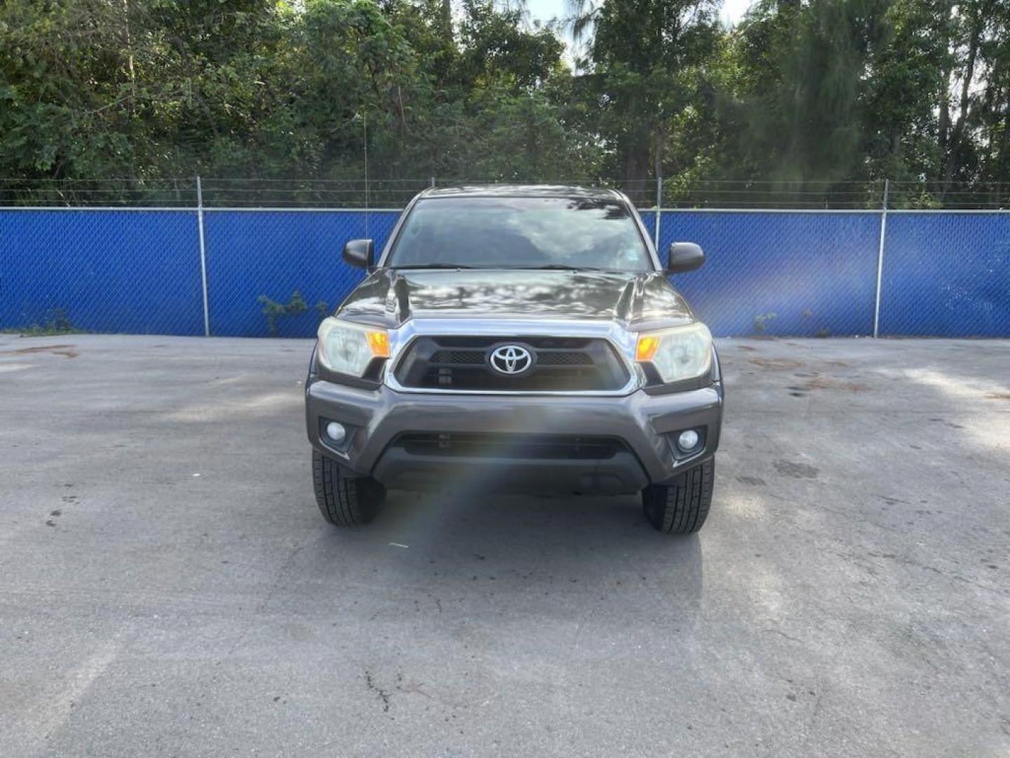2013 Magnetic Gray Metallic /Graphite Toyota Tacoma PreRunner (5TFJU4GN0DX) with an 4.0L V6 EFI DOHC 24V engine, Automatic transmission, located at 27610 S Dixie Hwy, Homestead, FL, 33032, (305) 749-2348, 25.510241, -80.438301 - Photo#0